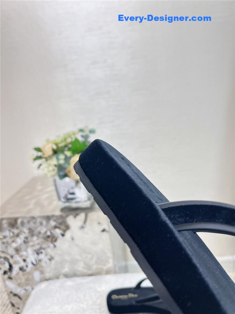 D10r new flip flops