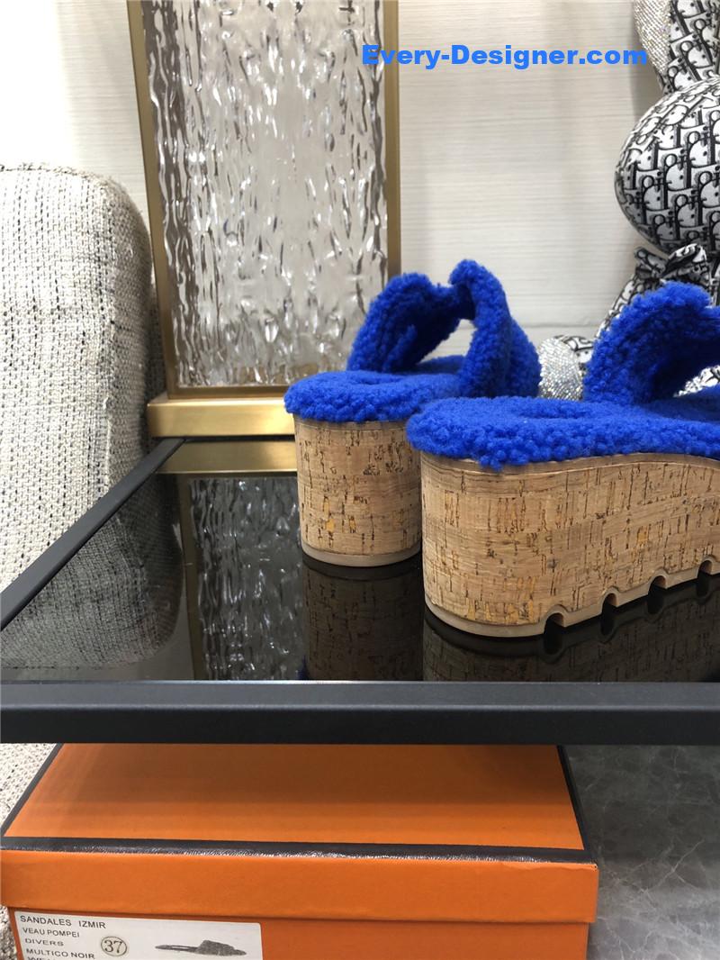 H**me5 teddy fur slippers