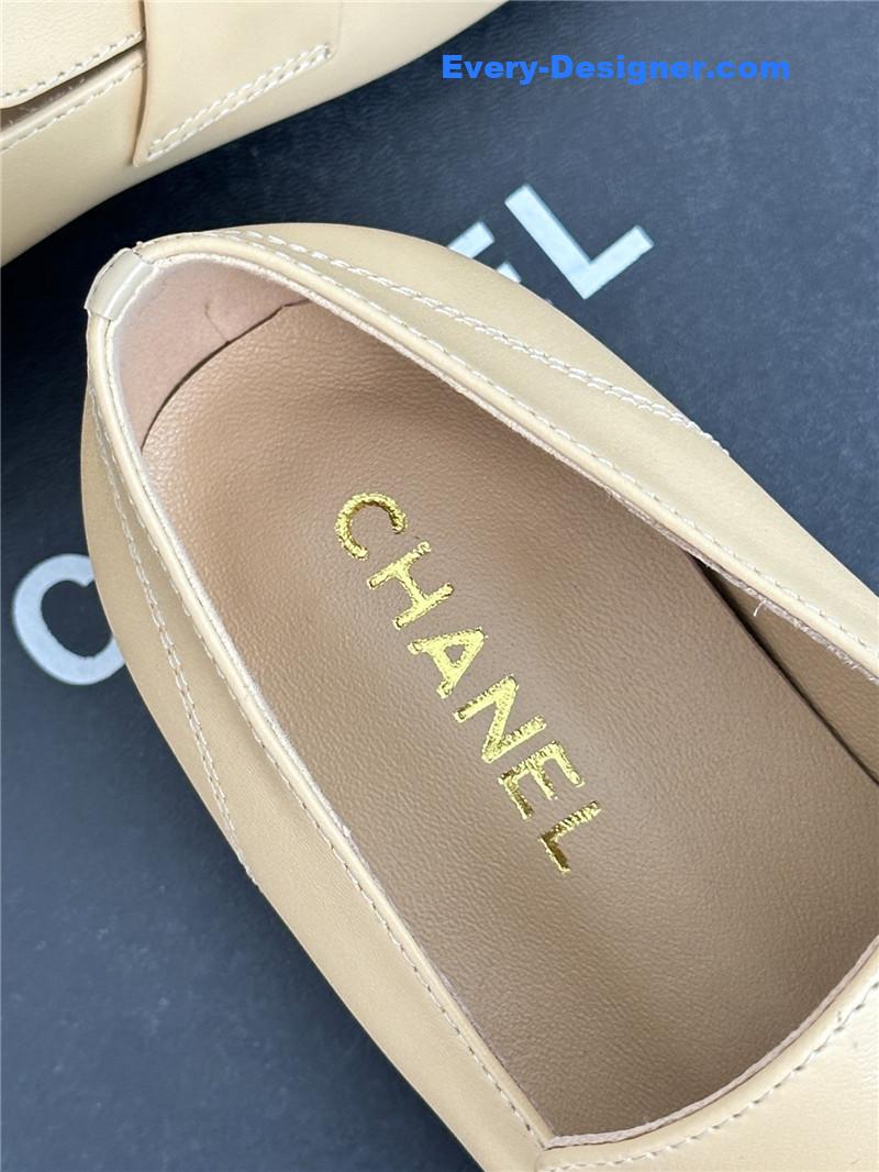CC double C letter buckle square head chunky loafers