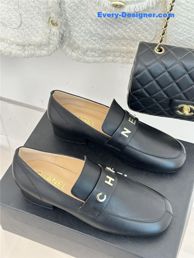 CC double C letter buckle square head chunky loafers