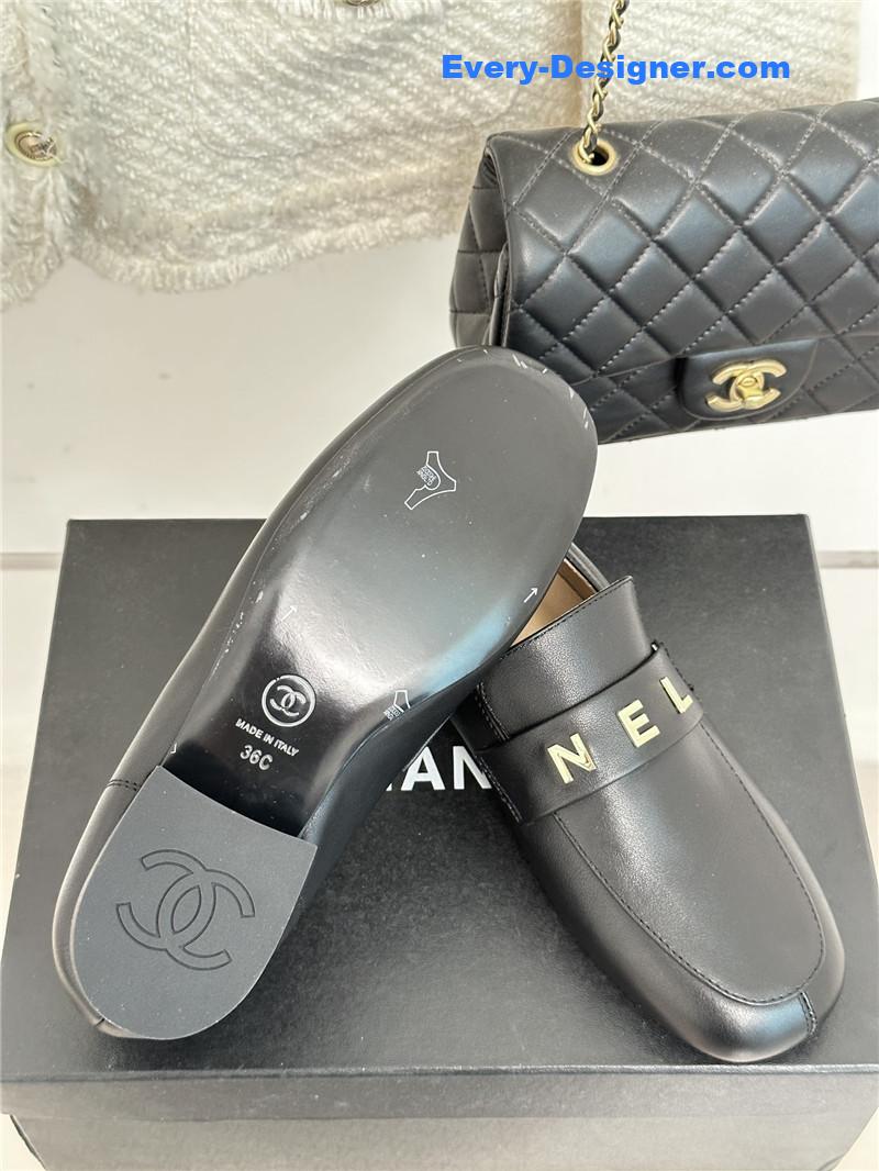 CC double C letter buckle square head chunky loafers