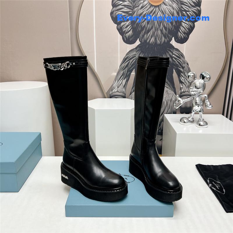 Pra*a round toe chain buckle platform boots