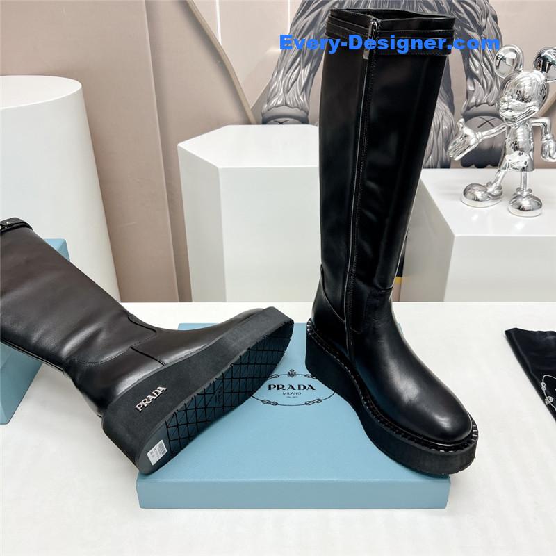Pra*a round toe chain buckle platform boots