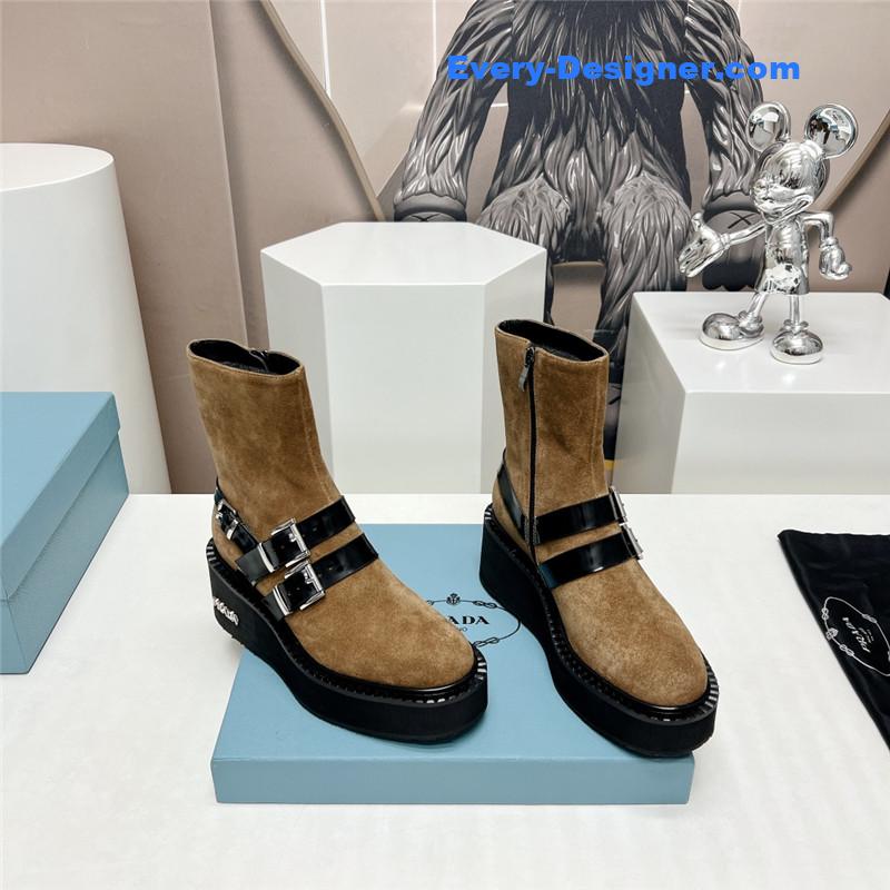 Pra*a round toe double buckle platform ankle boots