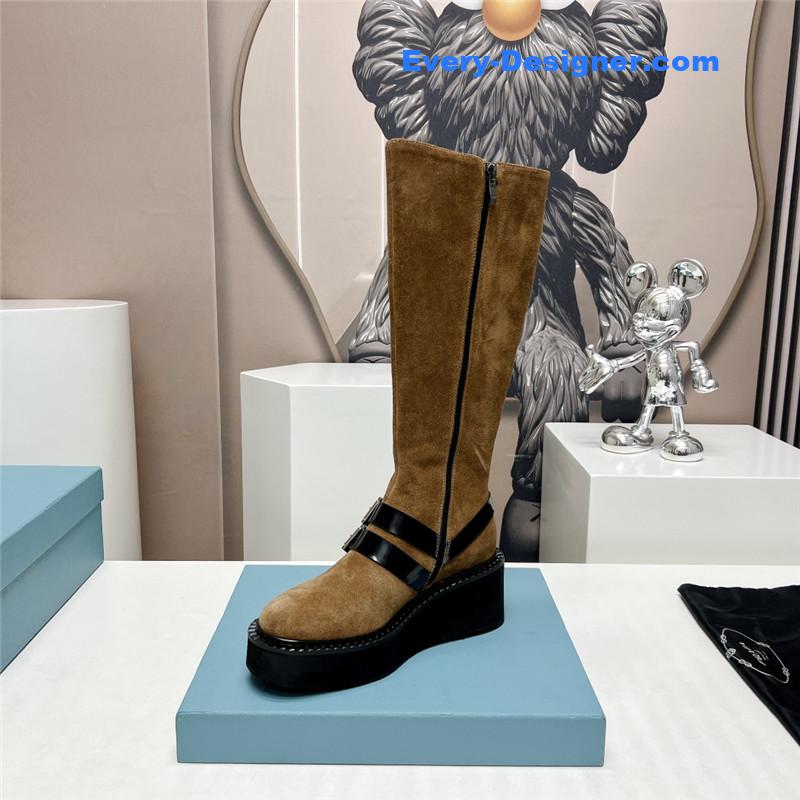 Pra*a round toe double buckle platform boots