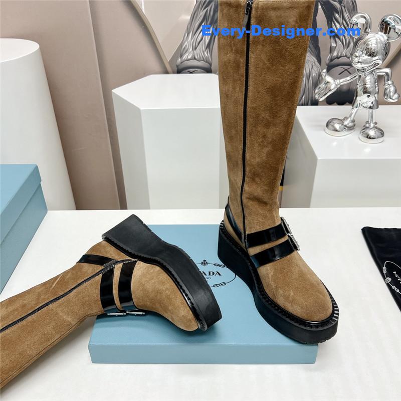 Pra*a round toe double buckle platform boots
