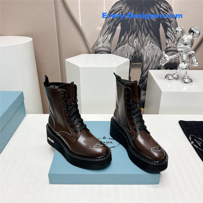 Pra*a round toe platform lace-up ankle boots