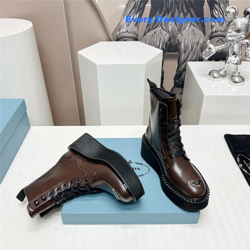 Pra*a round toe platform lace-up ankle boots