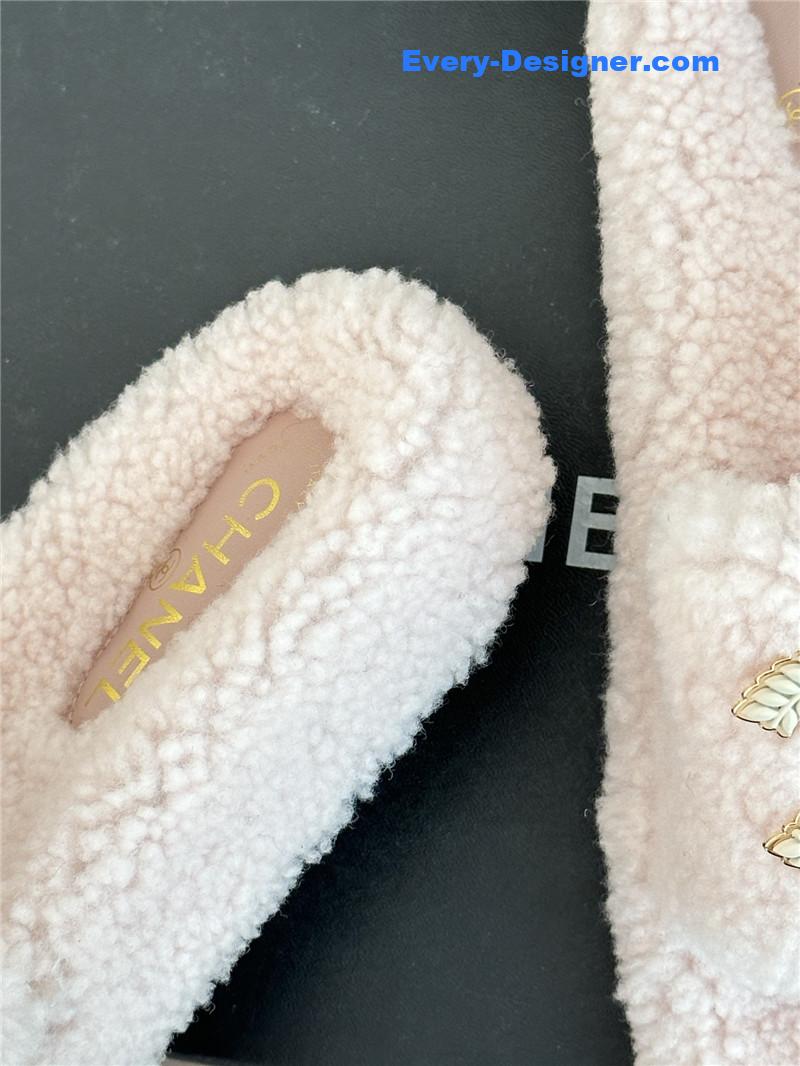 CC classic four seasons double C plush slippers
