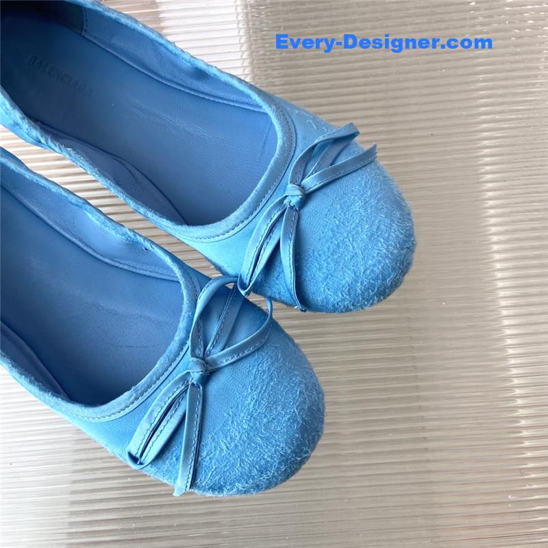 Ba1en*iaga distressed ballerinas