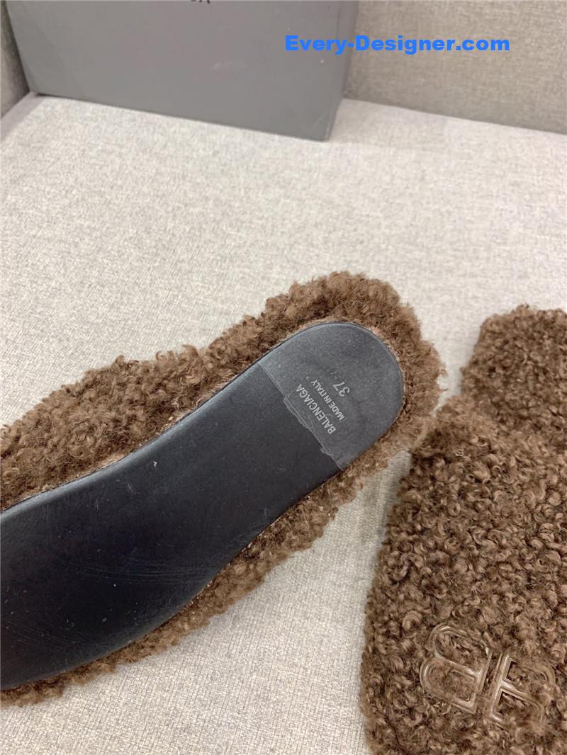 Ba1en*iaga classic fur flat slippers