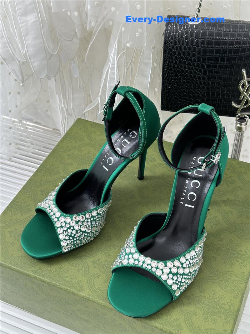 Gvc*1 rhinestone slippers sandals