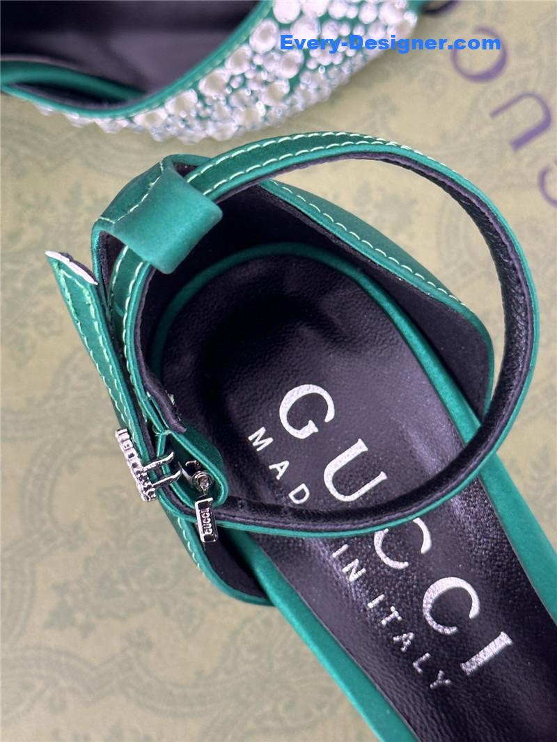 Gvc*1 rhinestone slippers sandals