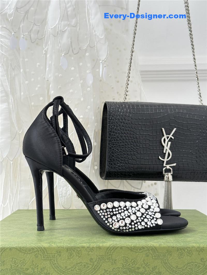 Gvc*1 rhinestone slippers sandals