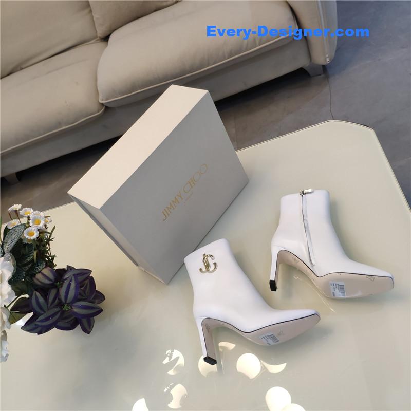 J1m*y Ch00 signature jc buckle chunky heel leather boots