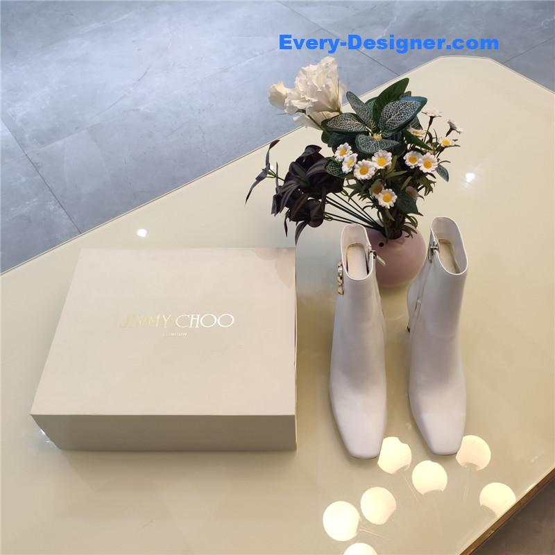 J1m*y Ch00 signature jc buckle chunky heel leather boots
