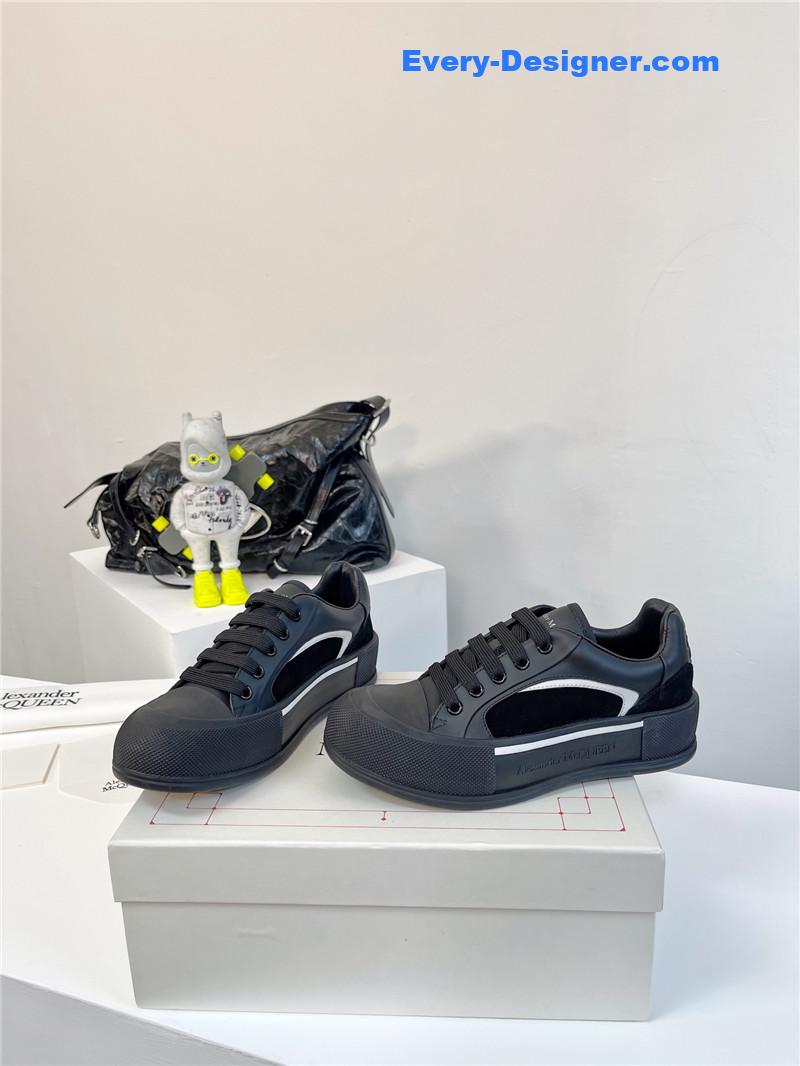a1exa*der Mcqv*en retro sneakers skate shoes