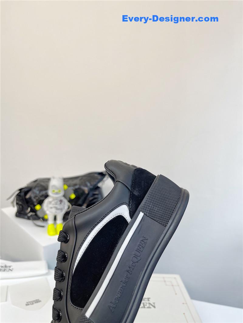 a1exa*der Mcqv*en retro sneakers skate shoes
