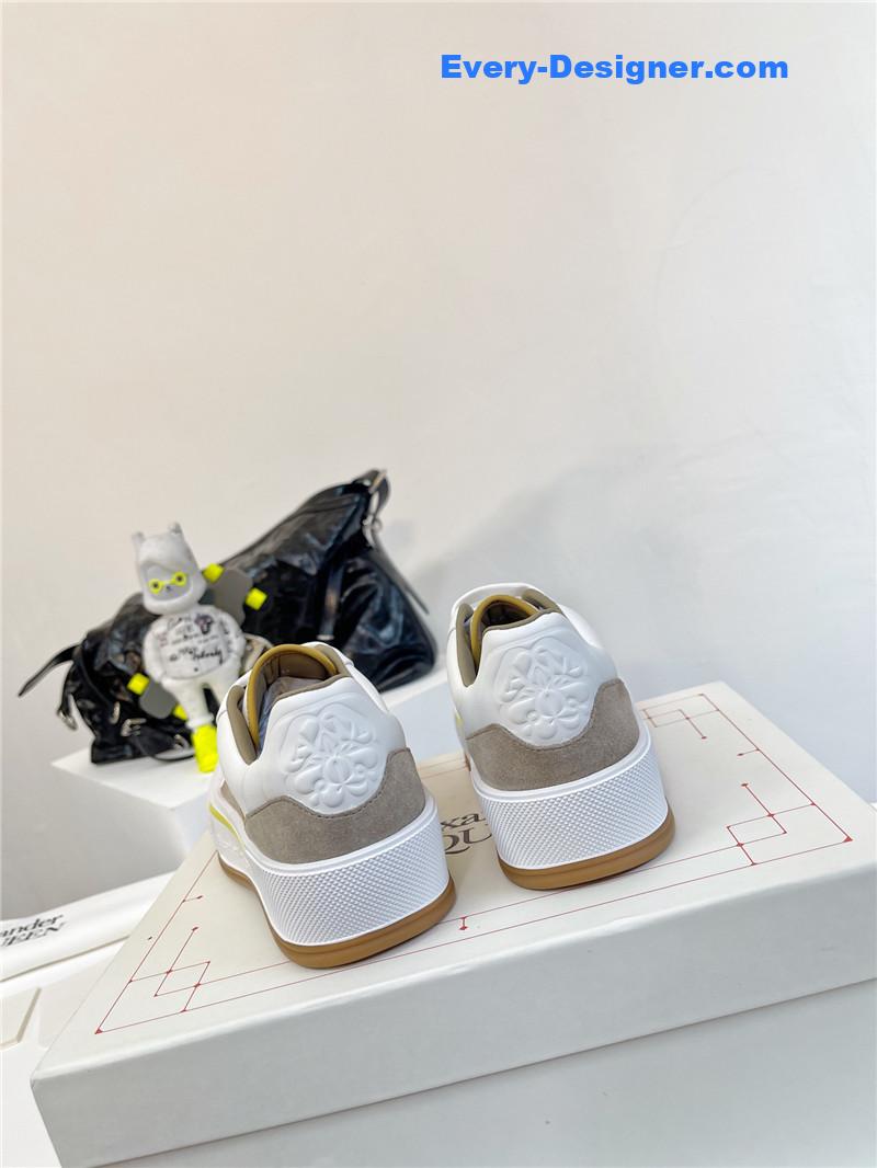 a1exa*der Mcqv*en retro sneakers skate shoes