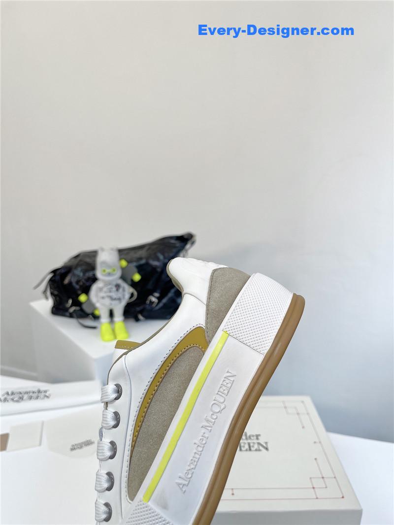 a1exa*der Mcqv*en retro sneakers skate shoes