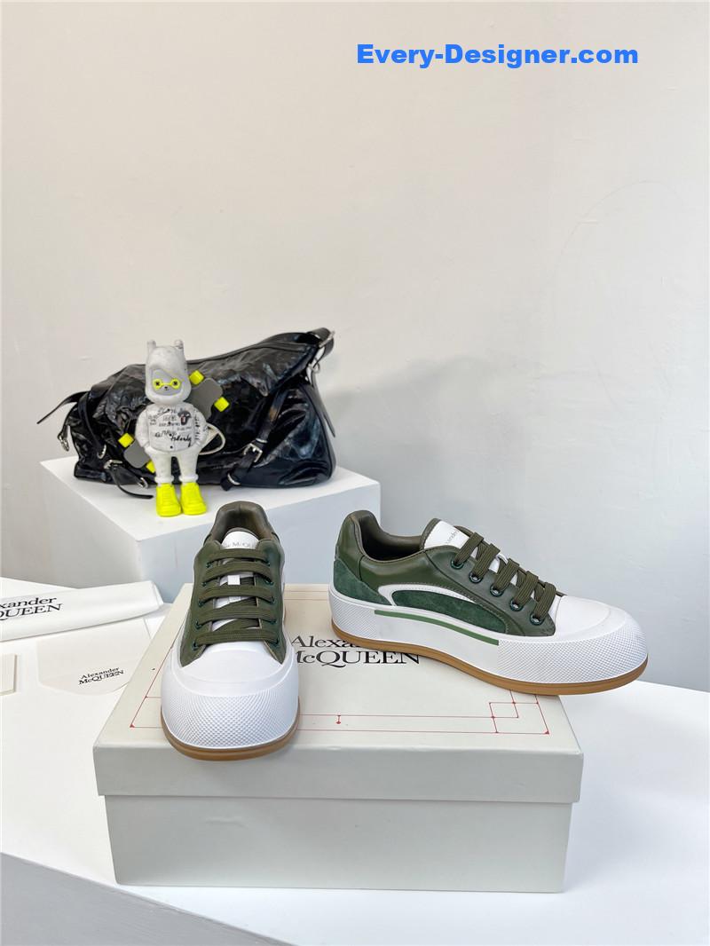 a1exa*der Mcqv*en retro sneakers skate shoes