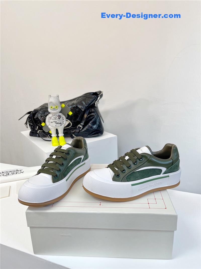 a1exa*der Mcqv*en retro sneakers skate shoes