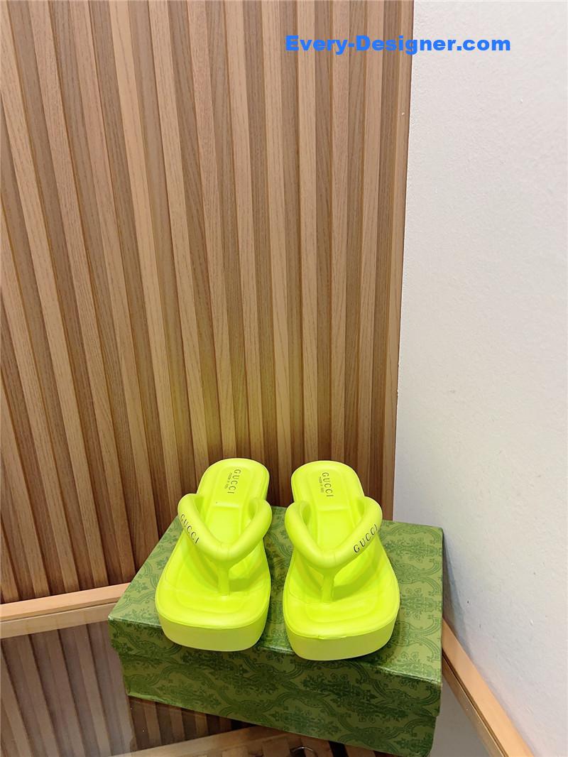 Gvc*1 new thick bottom flip flops