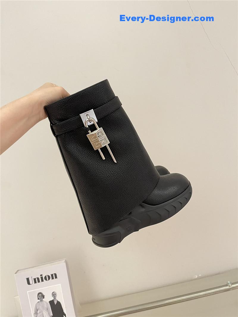 Givenchy Autumn/Winter Trendy Shark Boots