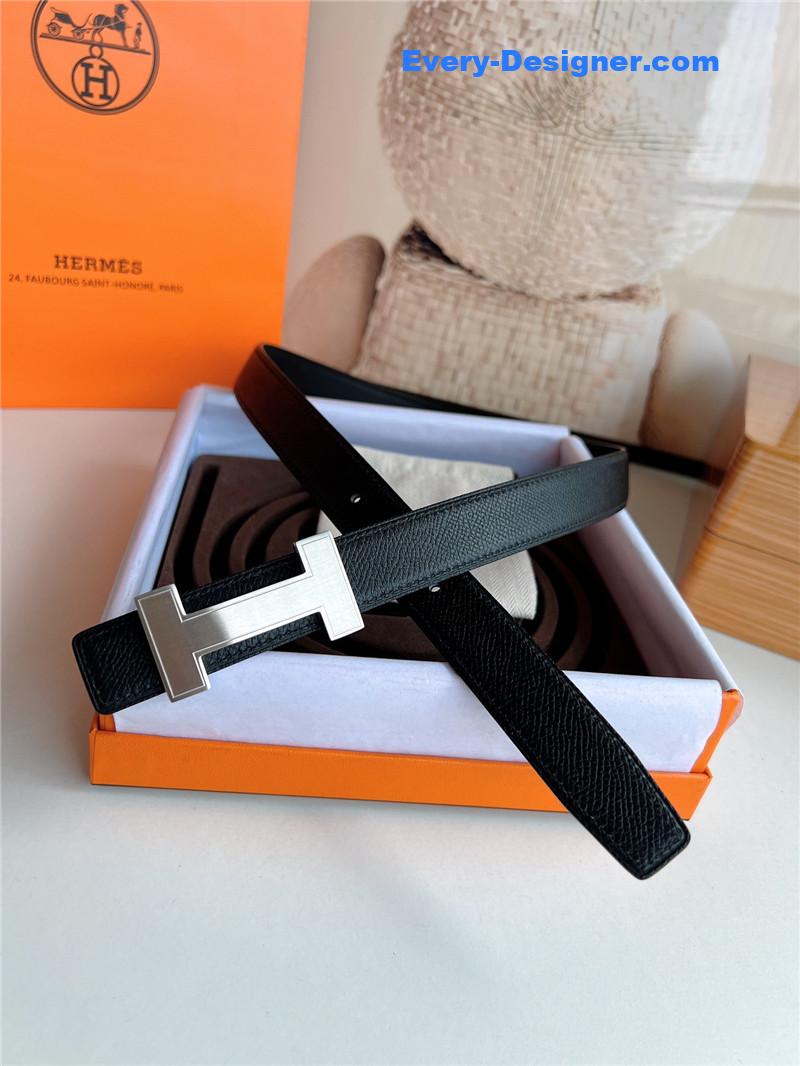 H**me5 mini belt with metal buckle