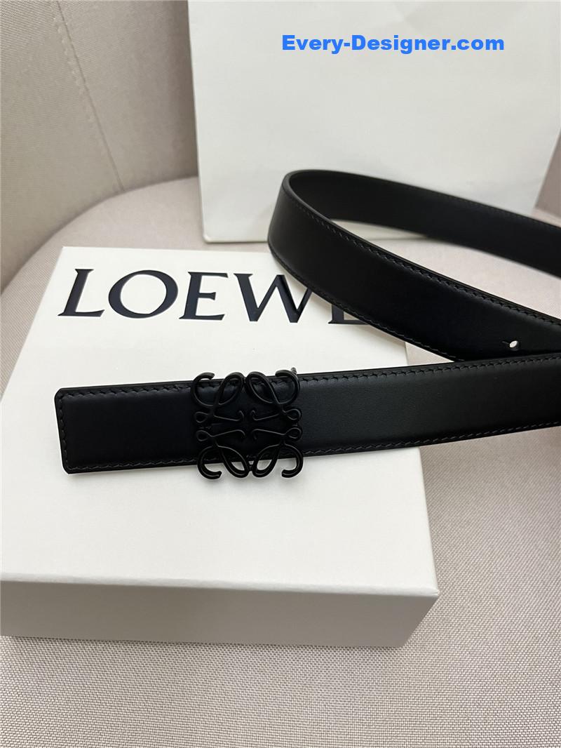 L0ew* simple and versatile belt