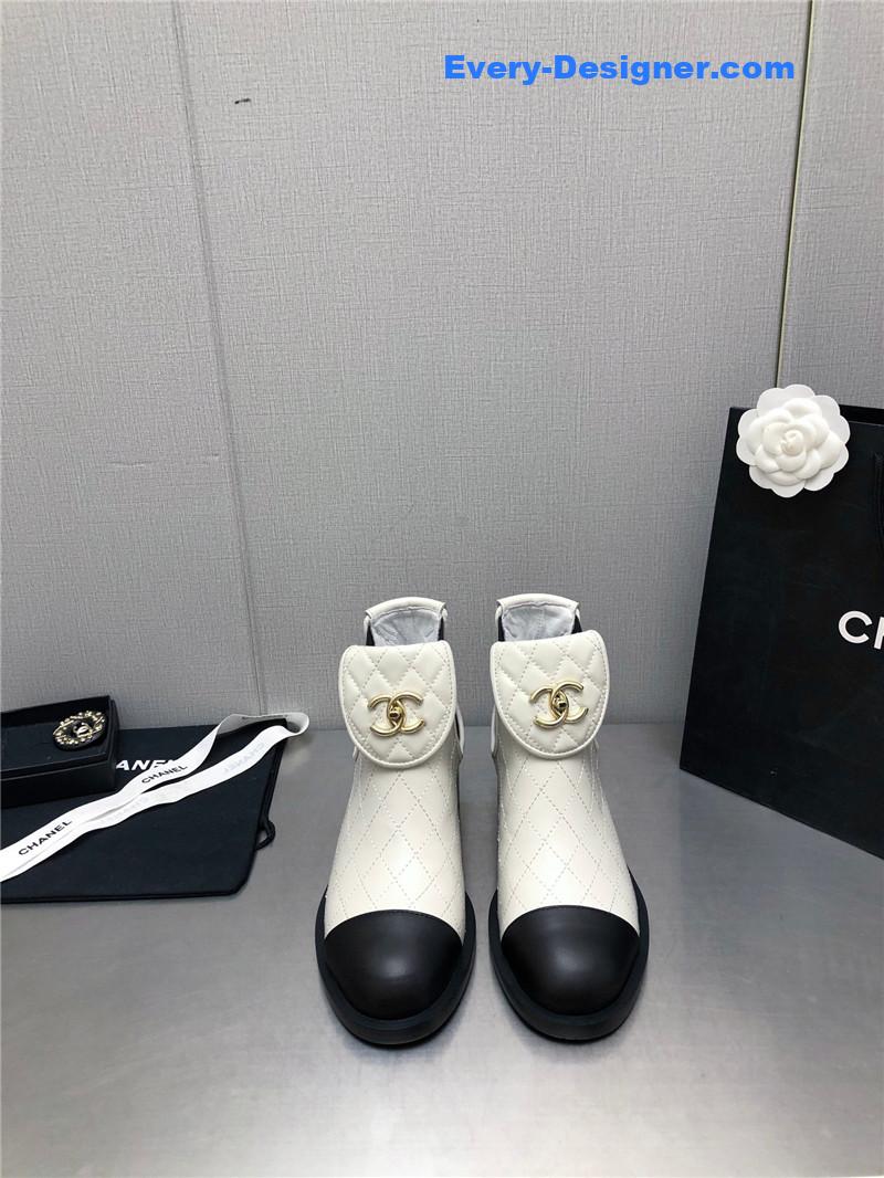 CC explosive boots