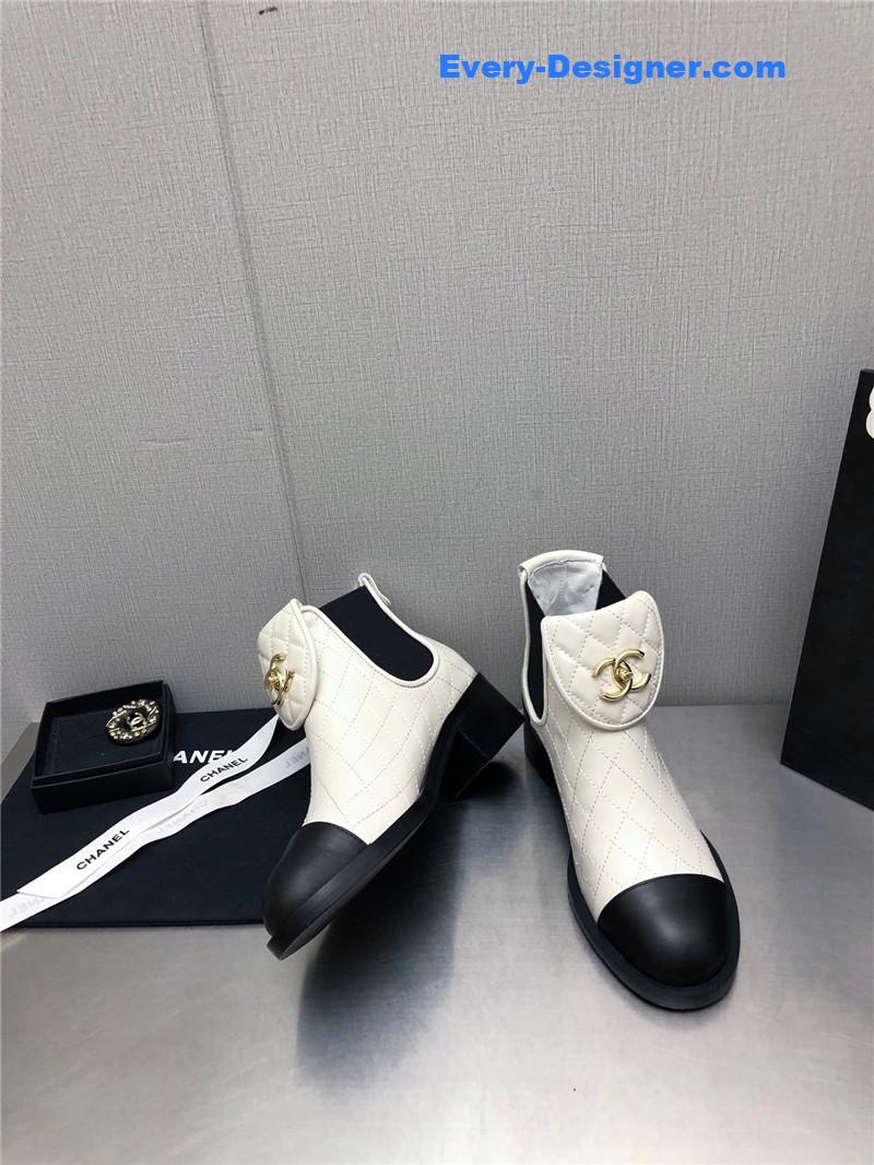 CC explosive boots