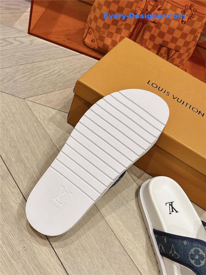 l0vis Vvtt0n lv summer all-match beach slippers