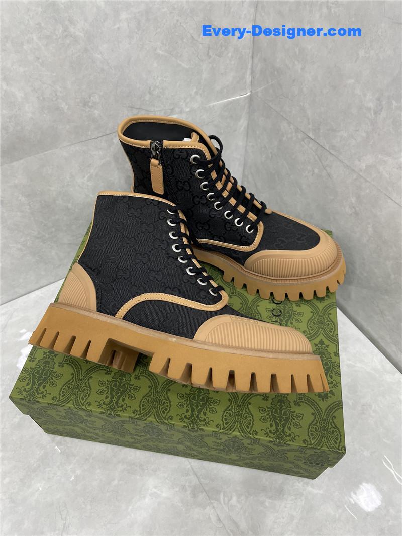Gvc*1 side zipper martin boots