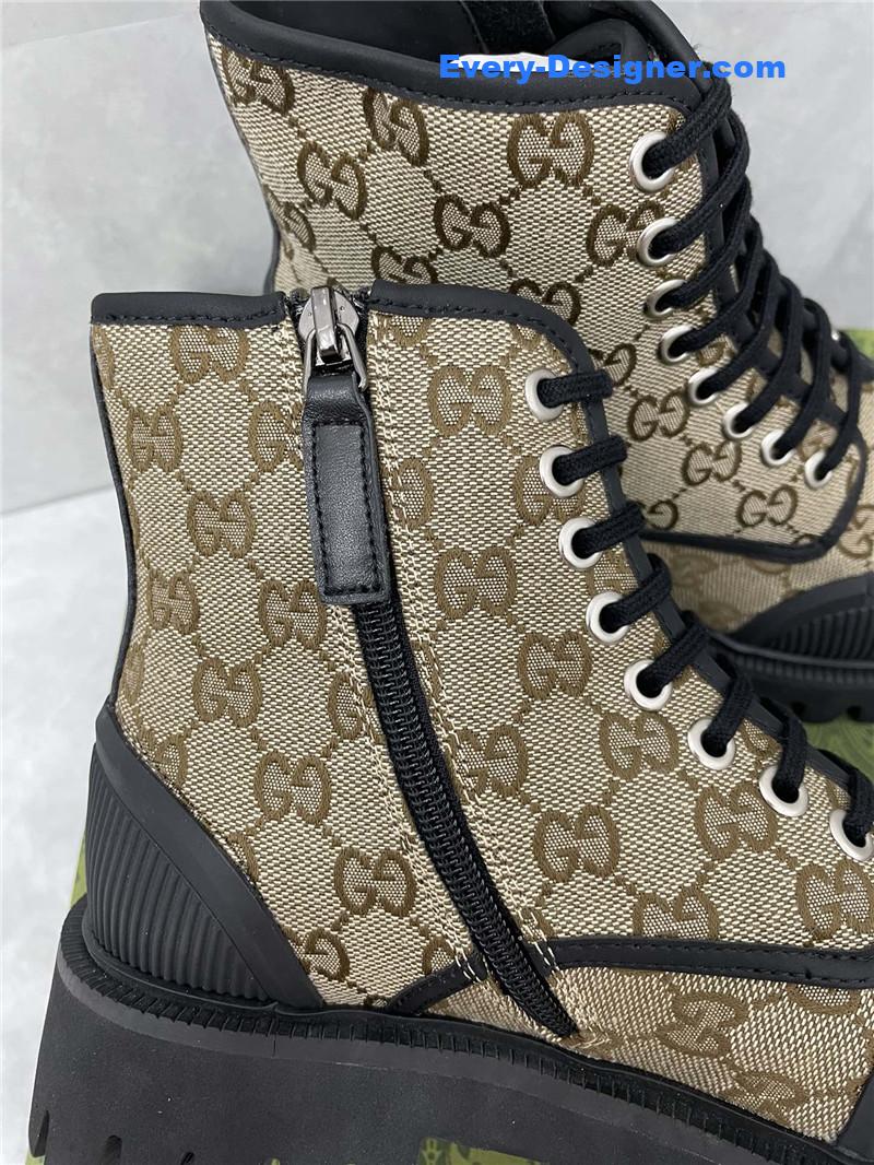 Gvc*1 side zipper martin boots