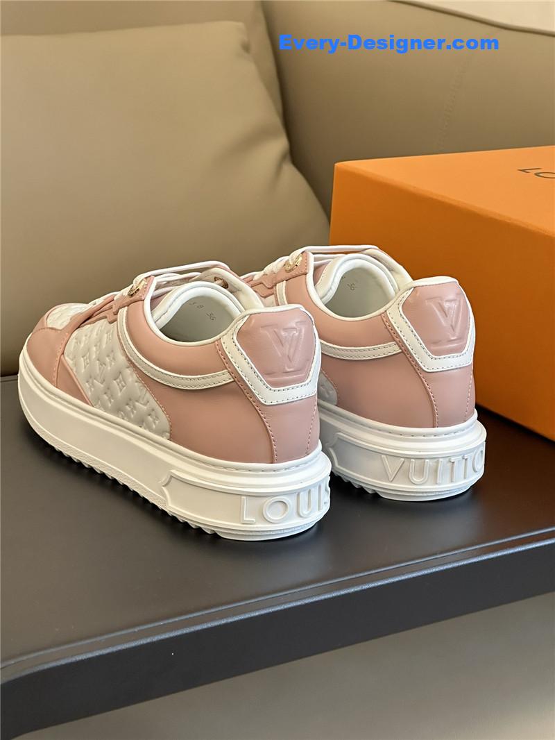 l0vis Vvtt0n lv classic platform sneakers