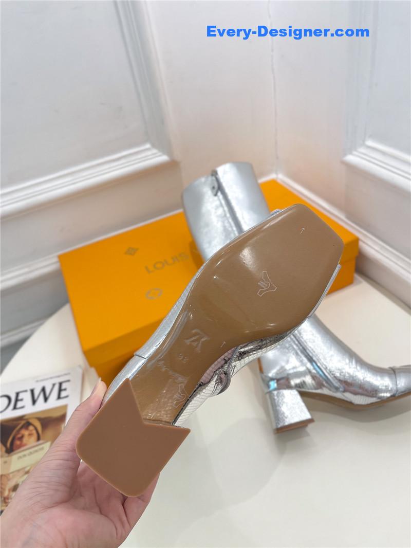 l0vis Vvtt0n lv new v-shaped chunky heel boots