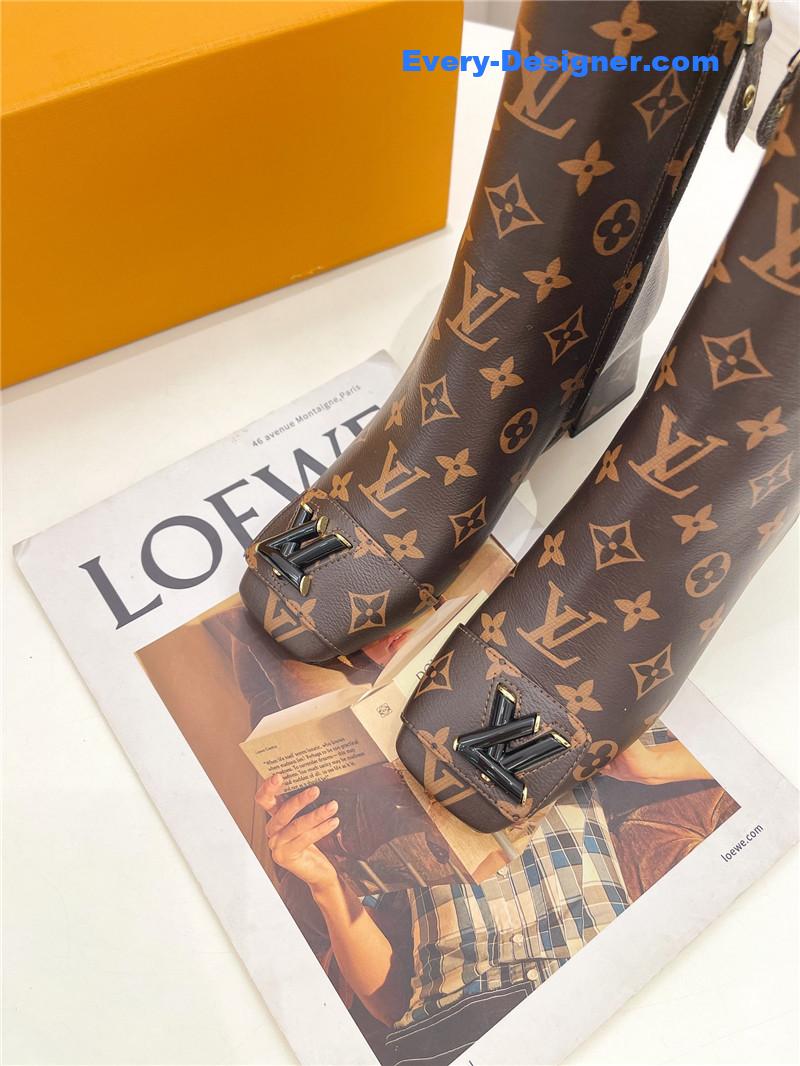 l0vis Vvtt0n lv new v-shaped chunky heel ankle boots