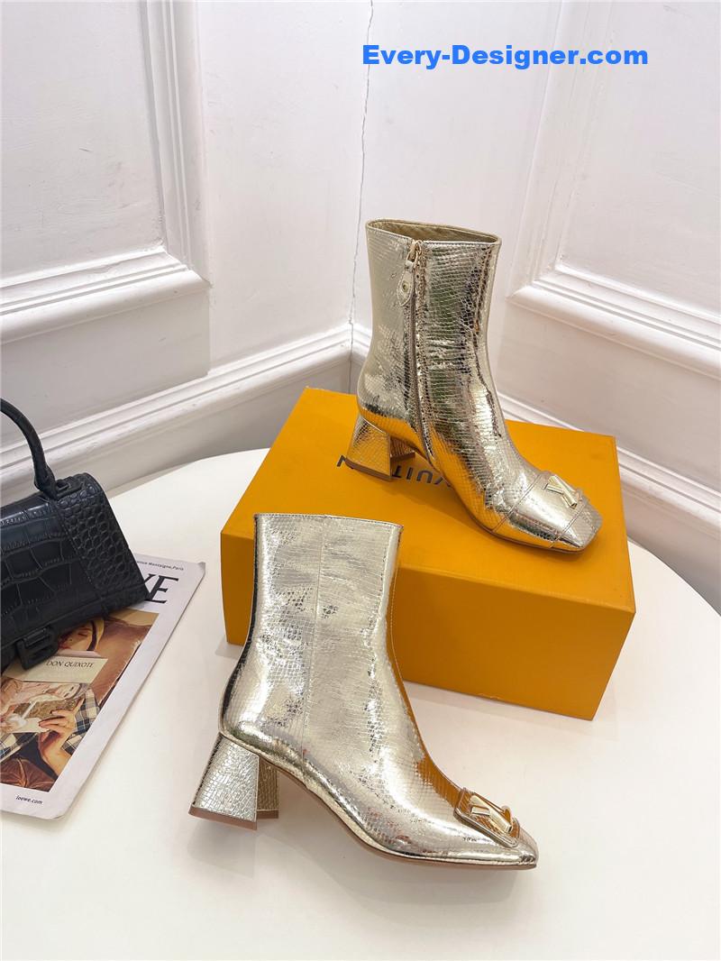 l0vis Vvtt0n lv new v-shaped chunky heel ankle boots