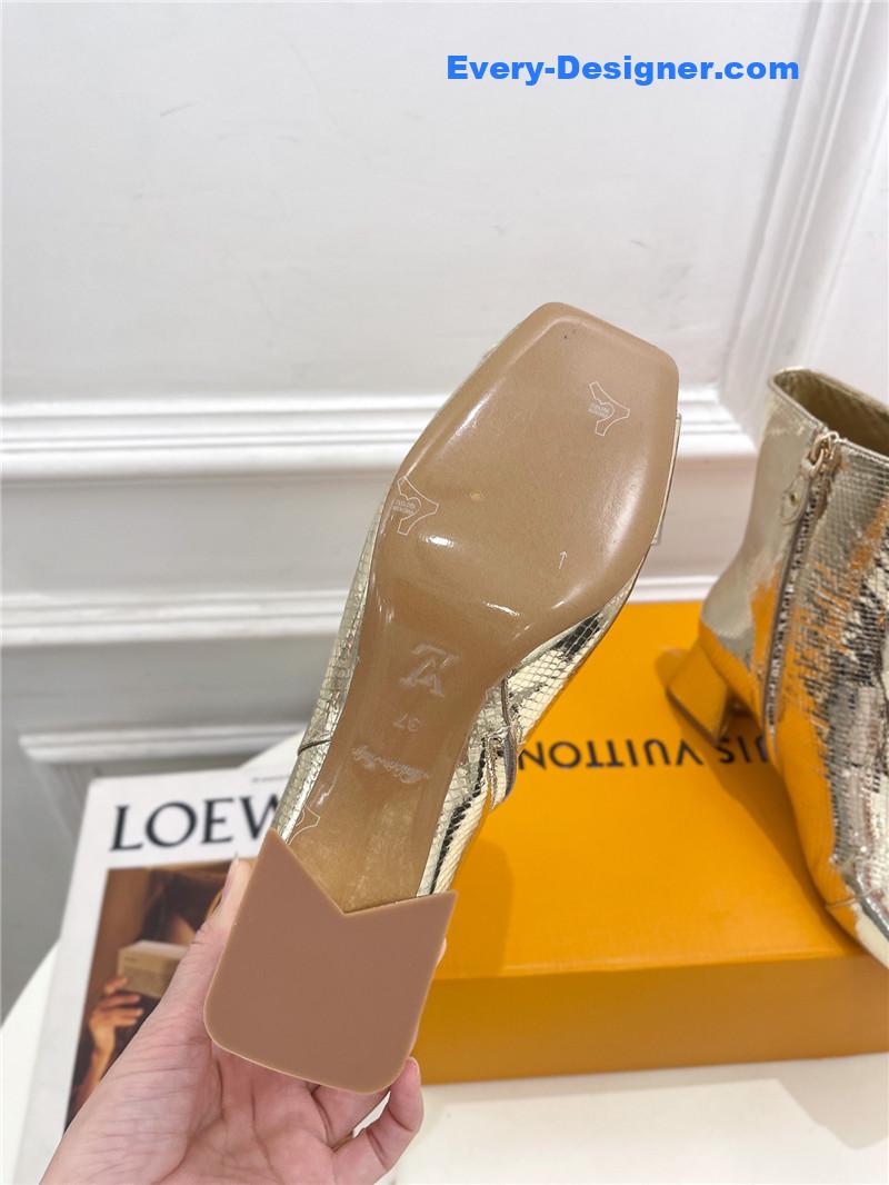 l0vis Vvtt0n lv new v-shaped chunky heel ankle boots