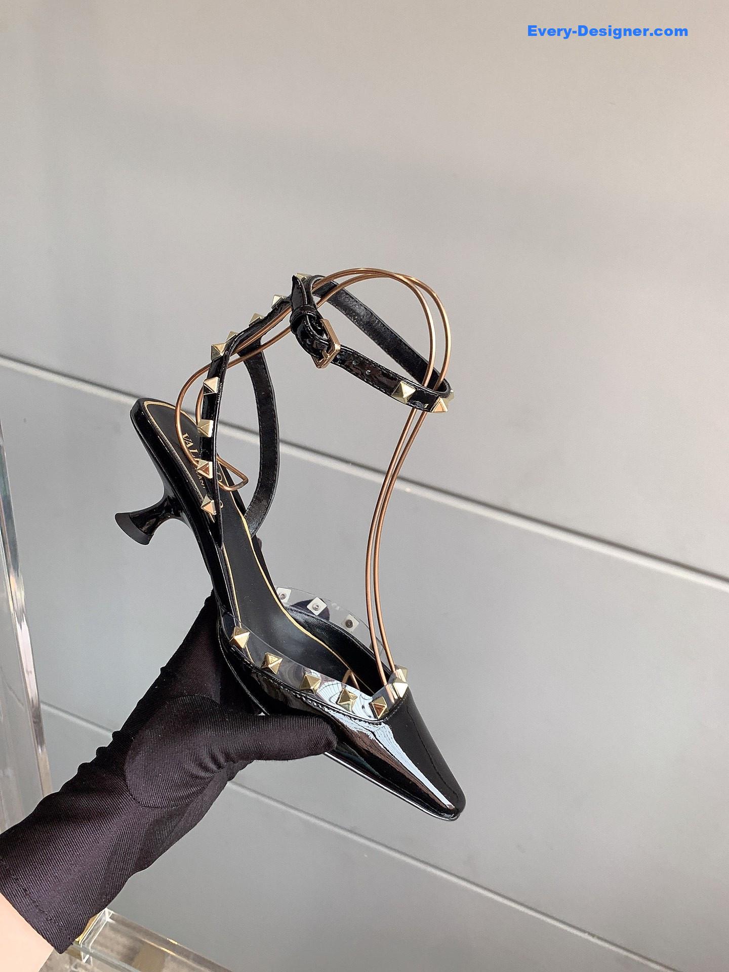 Va1e*ntin0 new rivet kitten heel sandals