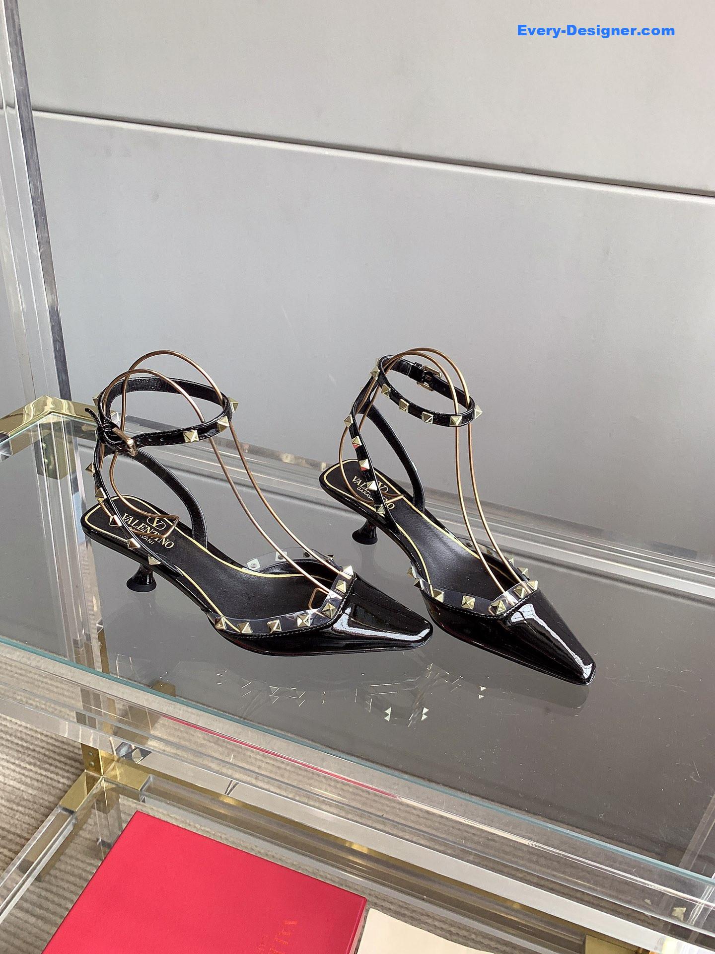 Va1e*ntin0 new rivet kitten heel sandals