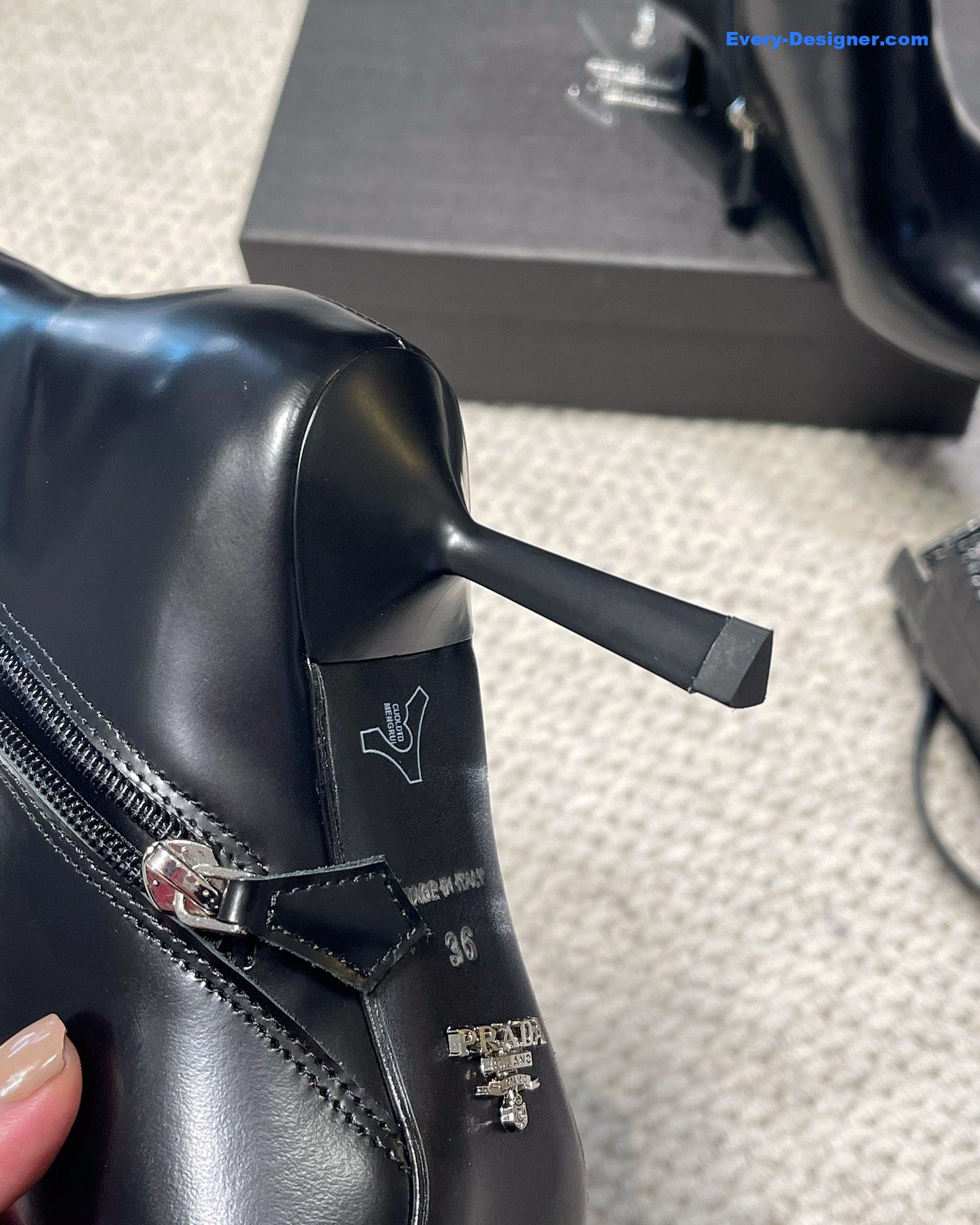 Pra*a autumn winter iron toe triangle logo ankle boots