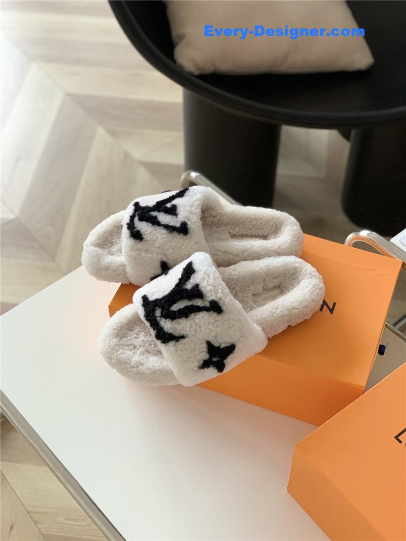 l0vis Vvtt0n lv new sheepskin wool slippers