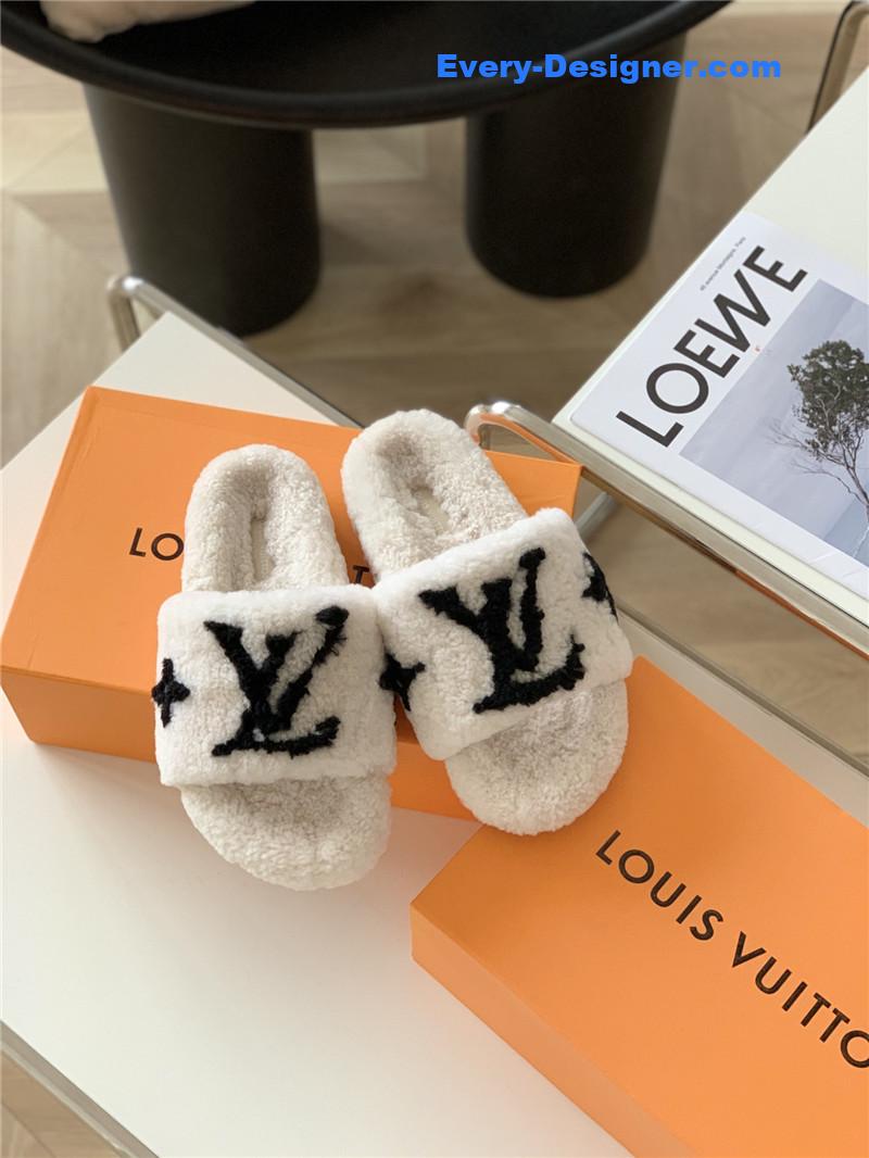 l0vis Vvtt0n lv new sheepskin wool slippers