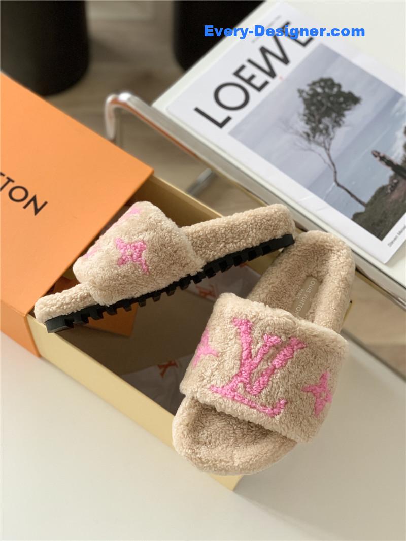 l0vis Vvtt0n lv new sheepskin wool slippers
