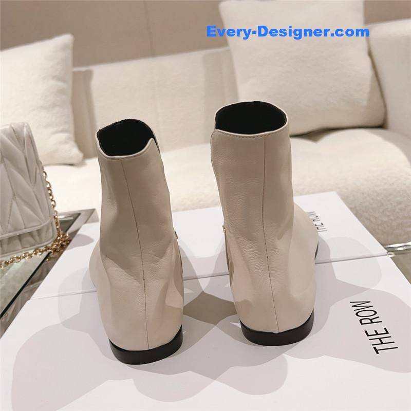 The R0w autumn and winter new flat boots
