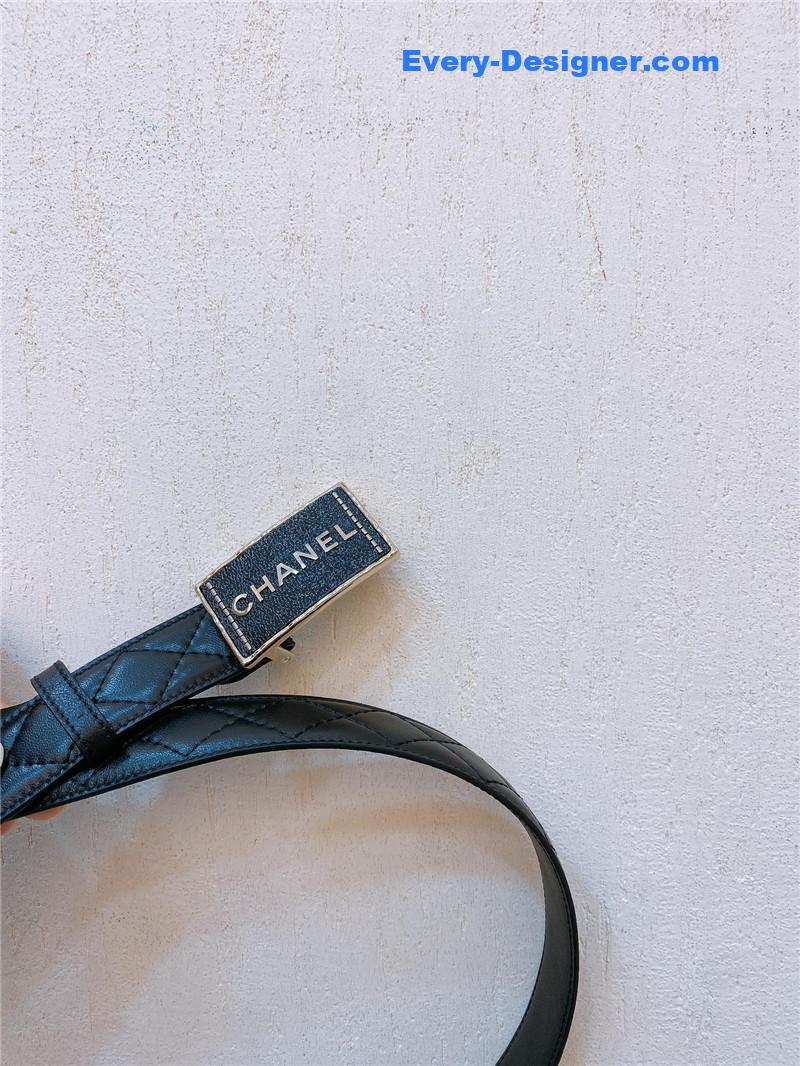 Ch**el gold metal logo buckle belt