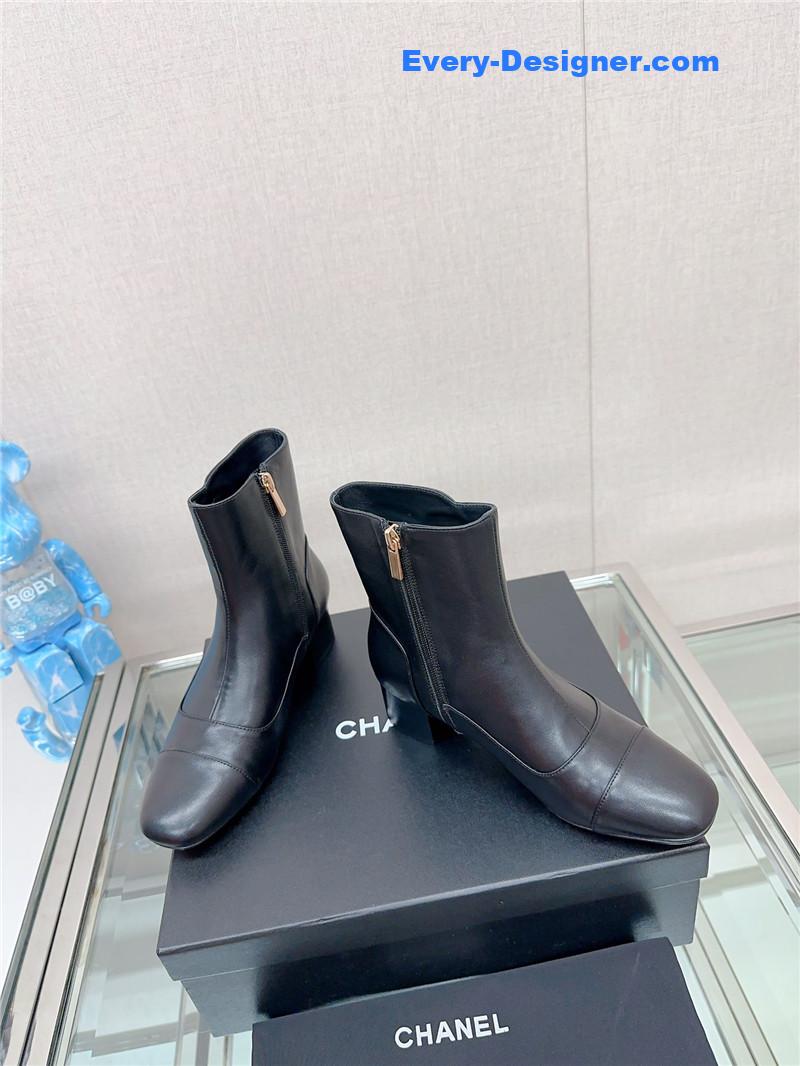 CC chunky heel stitching ankle boots