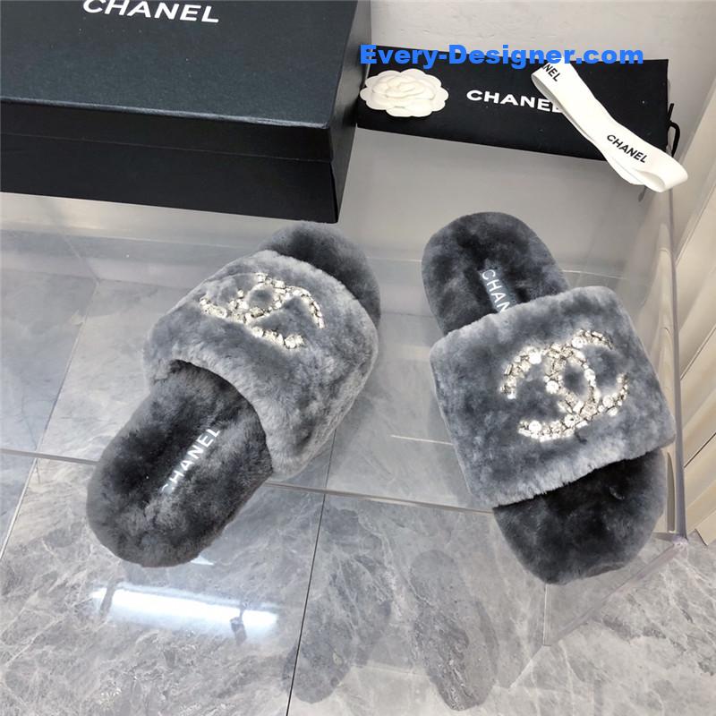 CC fur slippers